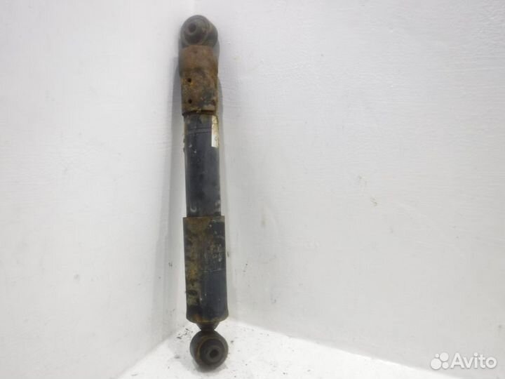 Амортизатор задний Тойота