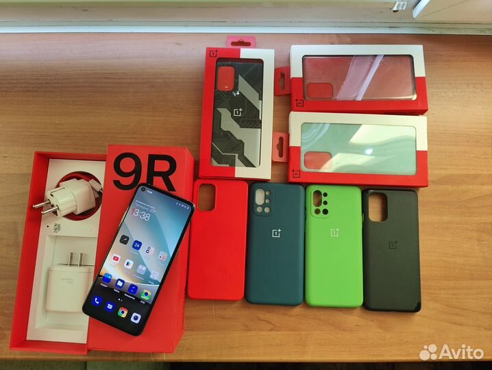 OnePlus 9R, 8/128 ГБ
