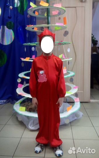 Новогодние костюмы: медведя Валеры и Лошадки Дере