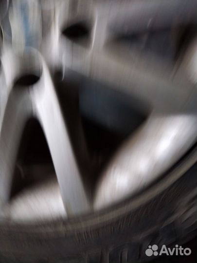 Bridgestone Alenza LX100 205/55 R16 98H