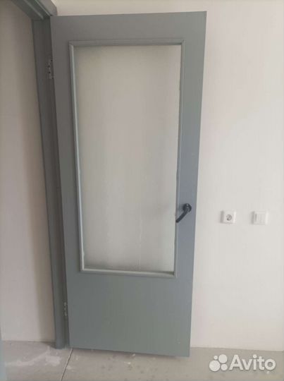 Дверь кухонная