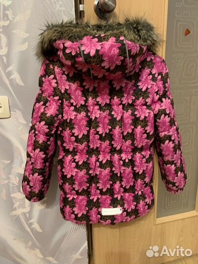 Продам куртку для девочки