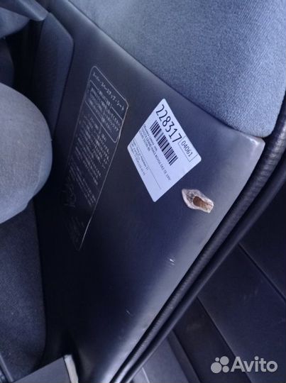 Обшивка салона левая Toyota Grand Hiace KCH16