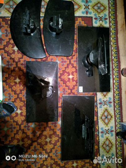 Подставка для телевизора