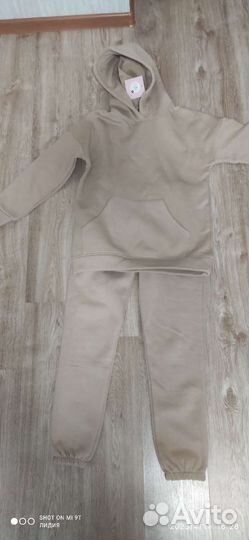 Костюм спортивный