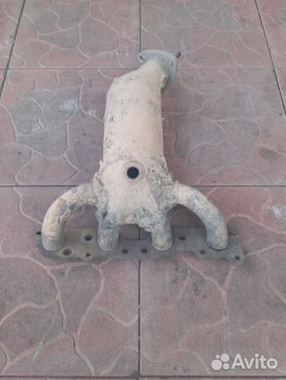 Продам выпускной коллектор на ваз 2112