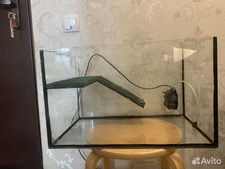 Аквариум черепашник. Фильтр. Обогреватель