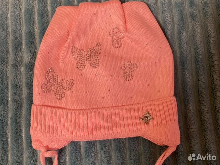 Шапка для девочки новая