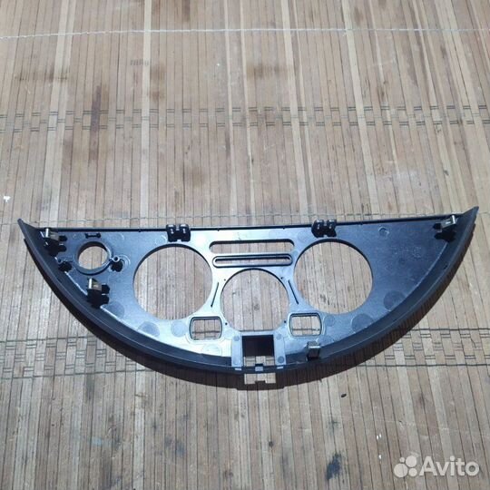 Накладка центральной консоли Nissan Note хэтчбек