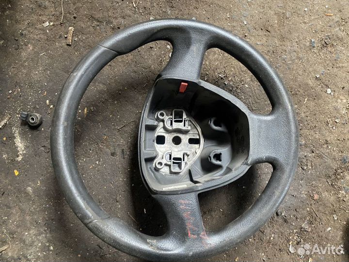 Руль LADA Granta 2011