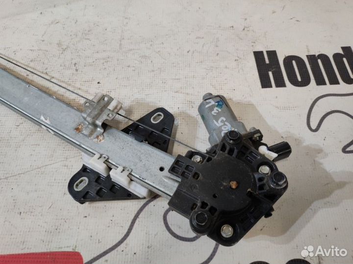 Стеклоподъемник задний левый Honda Cr-V 3 RE5