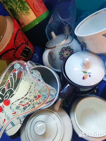 Чашки, бокалы, стаканы, чайники,ситечки