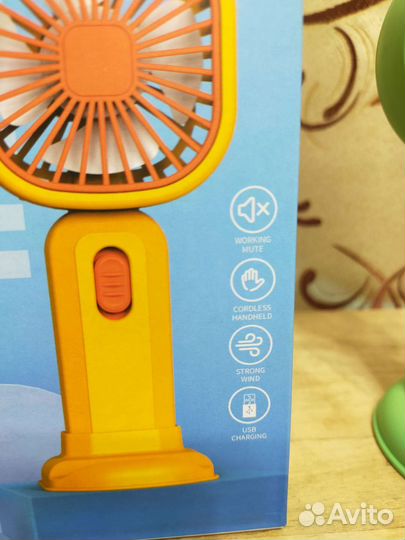 Вентилятор ручной на аккумуляторе