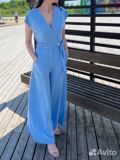 Комбинезон женский 44