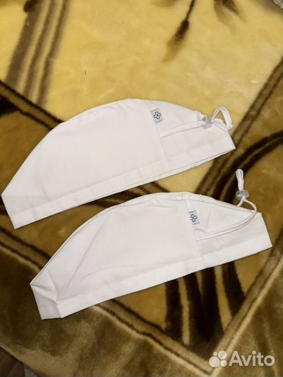 Медицинский халат 44 и 46 размера, 2 мед.шапочки