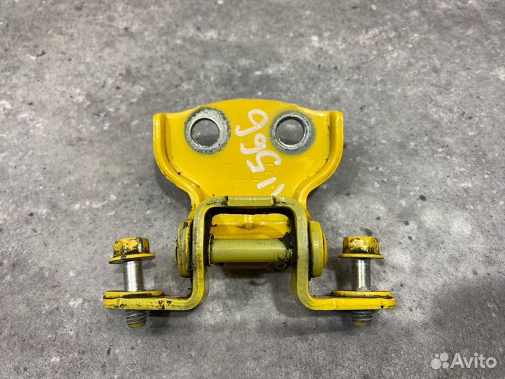 Петля двери задней левой нижняя Chevrolet Aveo