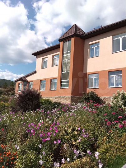 Коттедж 600 м² на участке 30 сот.