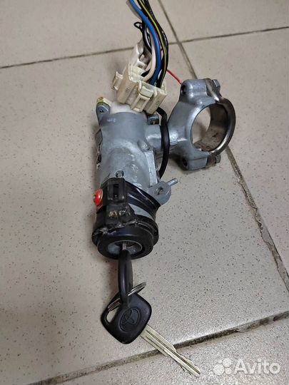 Замок зажигания Toyota Corolla E110 1.3