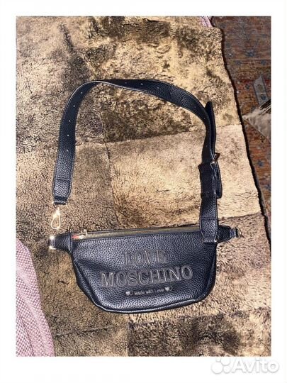 Сумка кросс боди Moschino