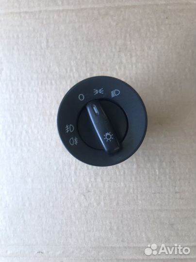 Включатель света фар Skoda Octavia A5