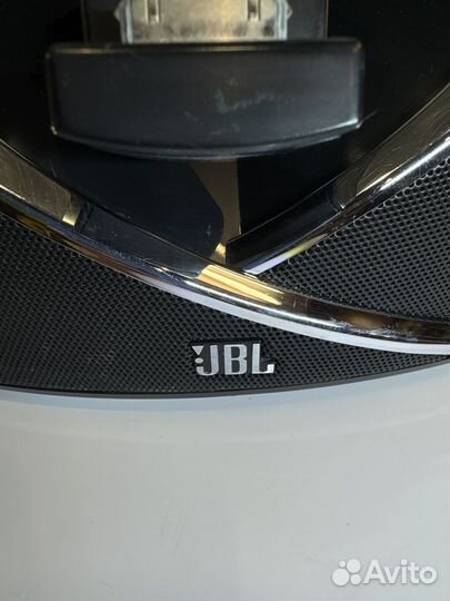 JBL станция