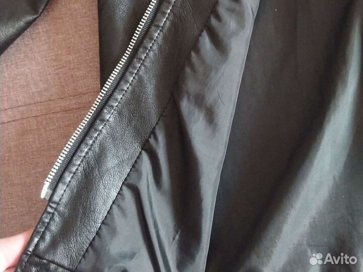 Плащ для девочки 140 размер. Б/у