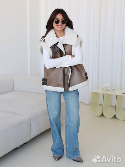 Жилет утепленный женский дубленка