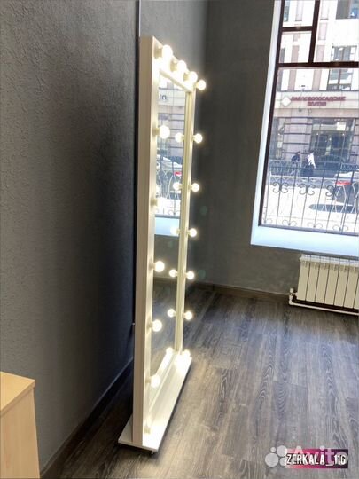 Зеркало с подсветкой