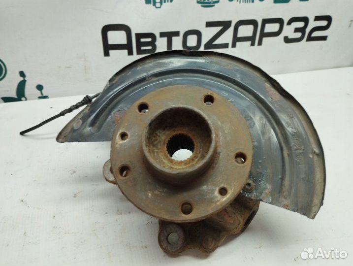 Кулак поворотный передний левый Renault Duster