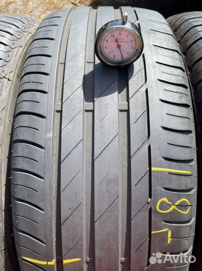 Bridgestone Turanza T001 215/60 R16