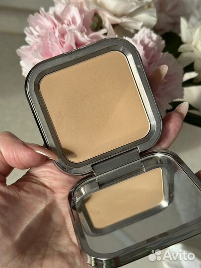 Kiko milano тональная основа