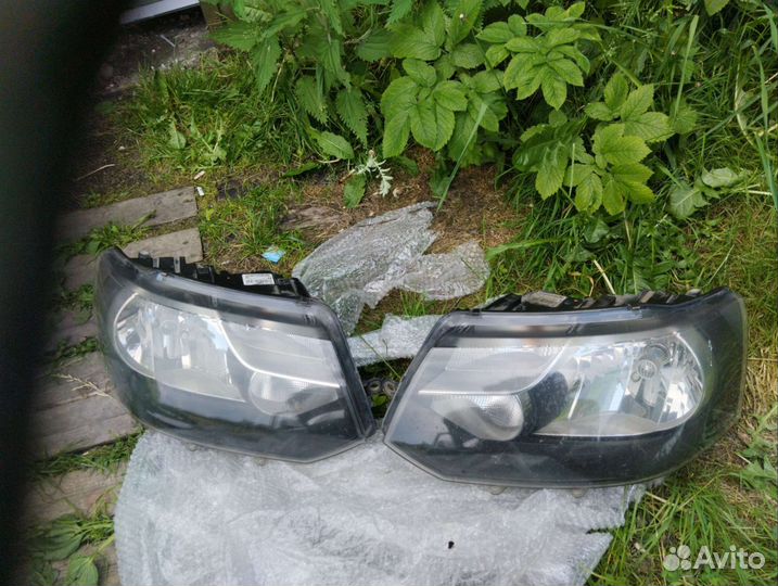 Фары на volkswagen t5