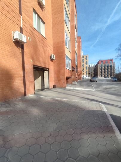 Машиноместо, 12 м²
