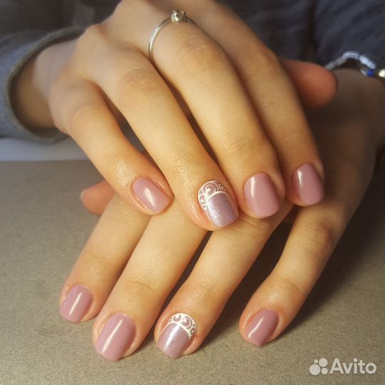 Наращивание ногтей и ресниц