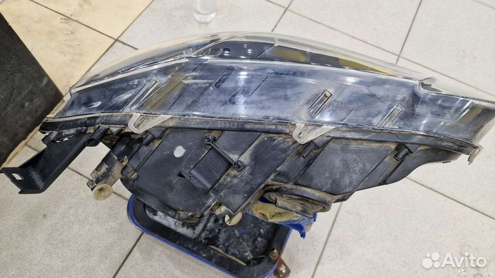 Фара левая на bmw x6 e71