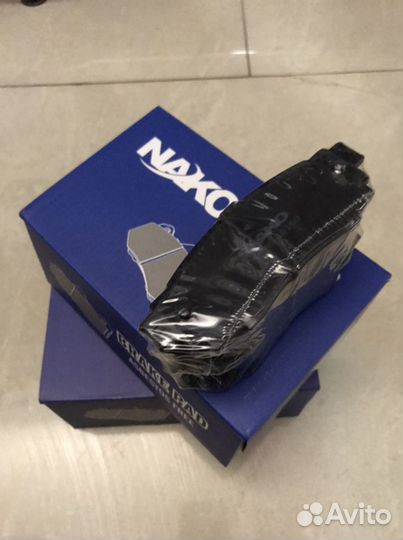 Тормозные колодки Toyota Camry v70