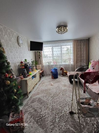 4-к. квартира, 80 м², 2/5 эт.