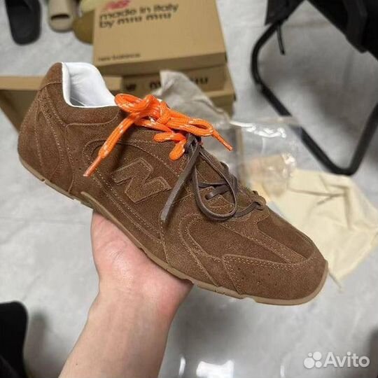 Кроссовки new balance miu miu