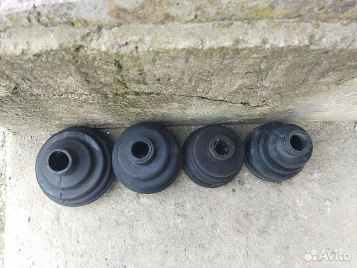 Пыльник шруса