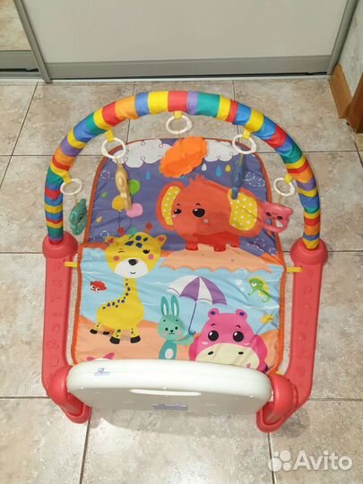 Развивающий коврик с пианино