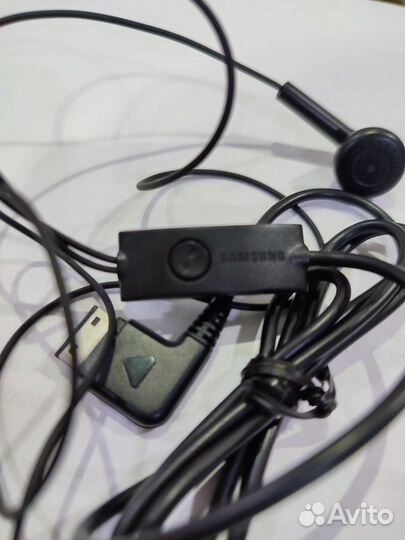 Наушники Samsung бу бесплатно