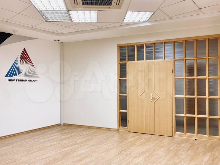 Сдам офисное помещение, 320 м²