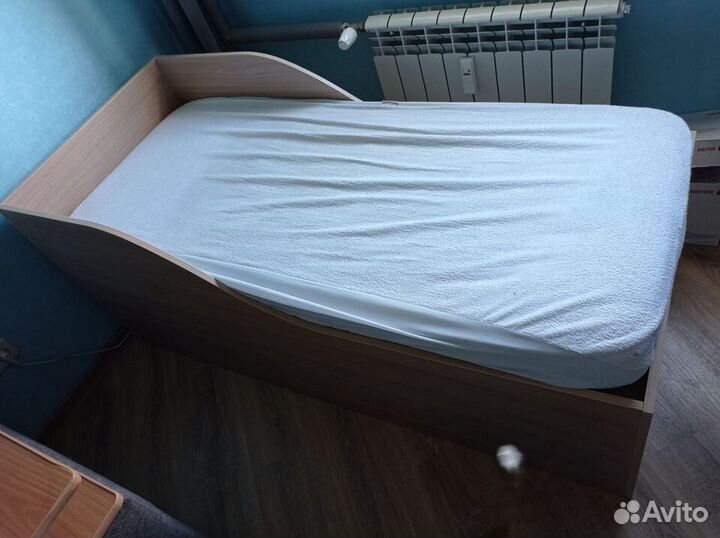 Детская кровать + матрас