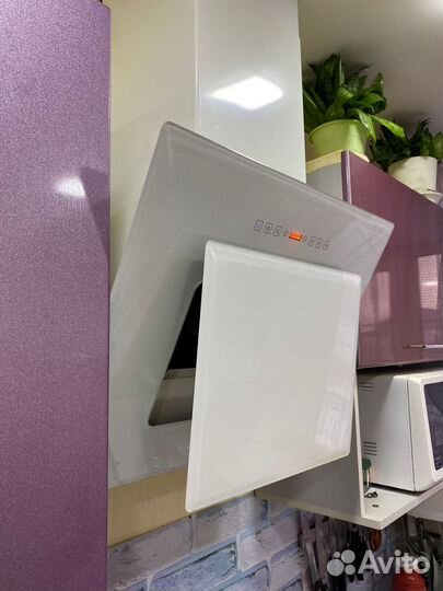 Вытяжка для кухни 60 см