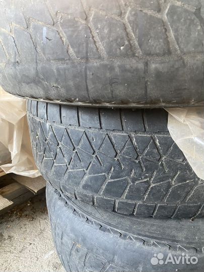 Bridgestone Blizzak Ice 255/65 R17