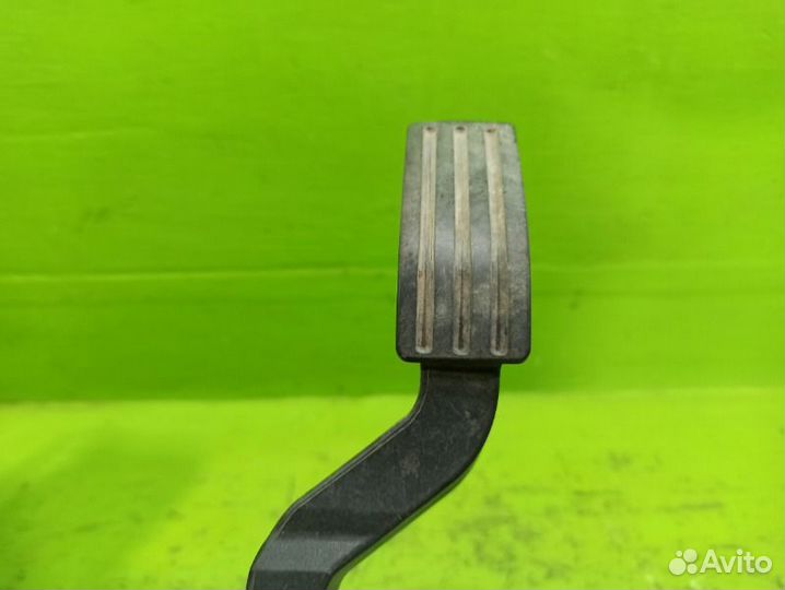 Педаль газа Ford Fusion хэтчбэк fyja 2008