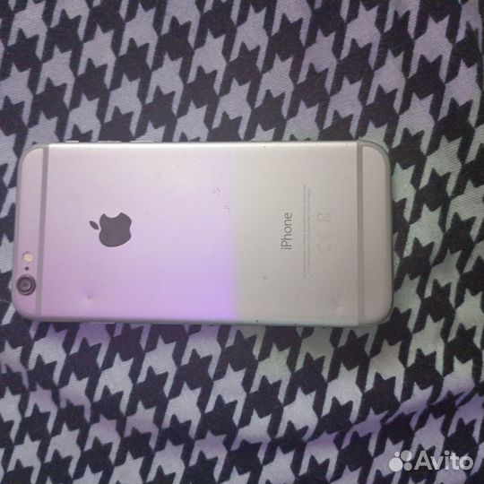 iPhone 6S, 32 ГБ