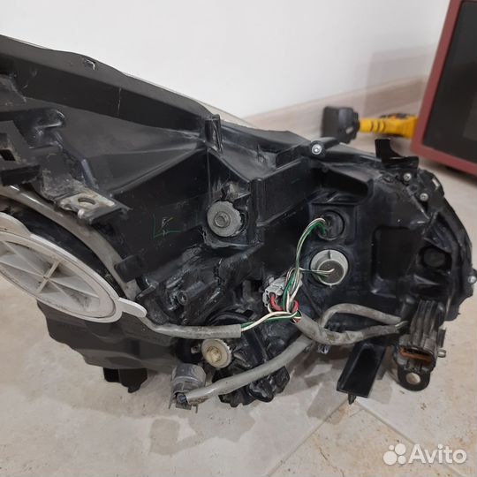 Фара передняя левая infiniti g35,37 рест. адаптив