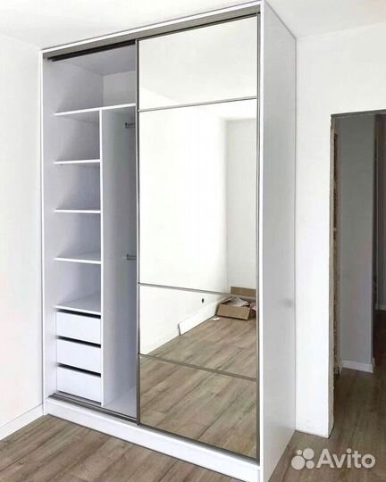 Функциональный шкаф купе