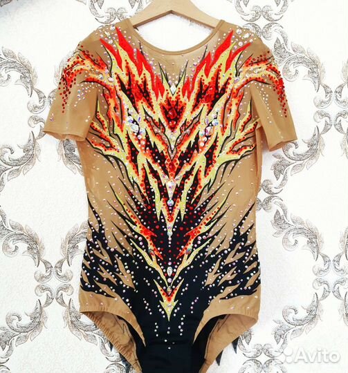 Купальник для художественной гимнастики